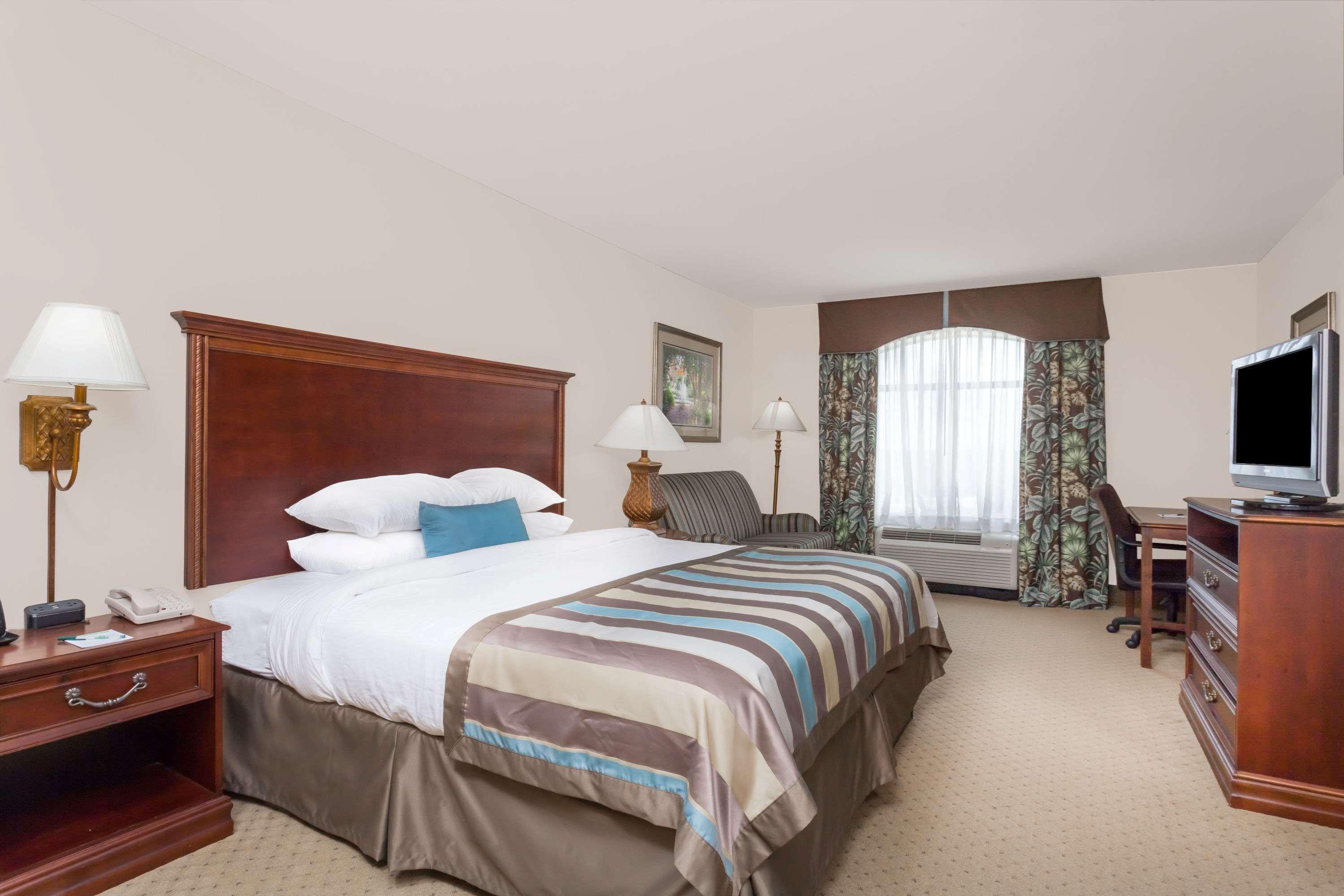 Wingate By Wyndham Columbia/Lexington Hotel Exterior foto