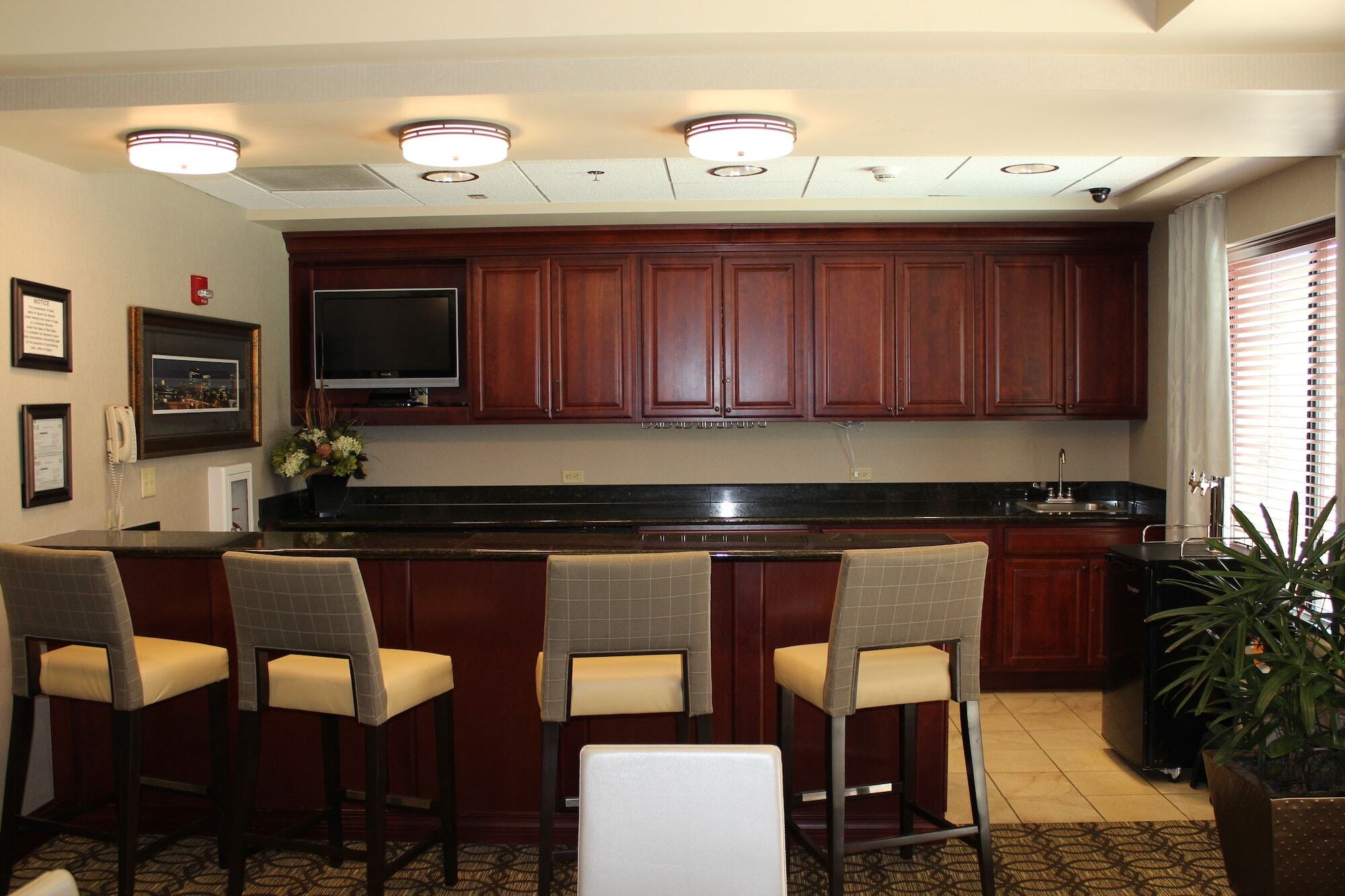 Wingate By Wyndham Columbia/Lexington Hotel Exterior foto